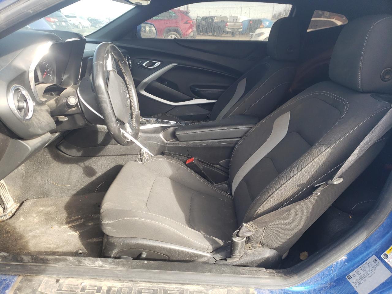 2018 CHEVROLET CAMARO LT - Image 7