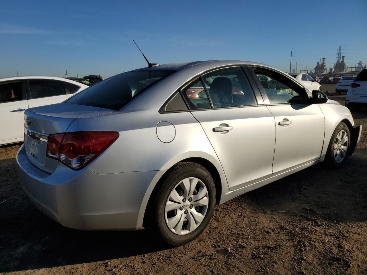 2014 CHEVROLET CRUZE LS - Image 3