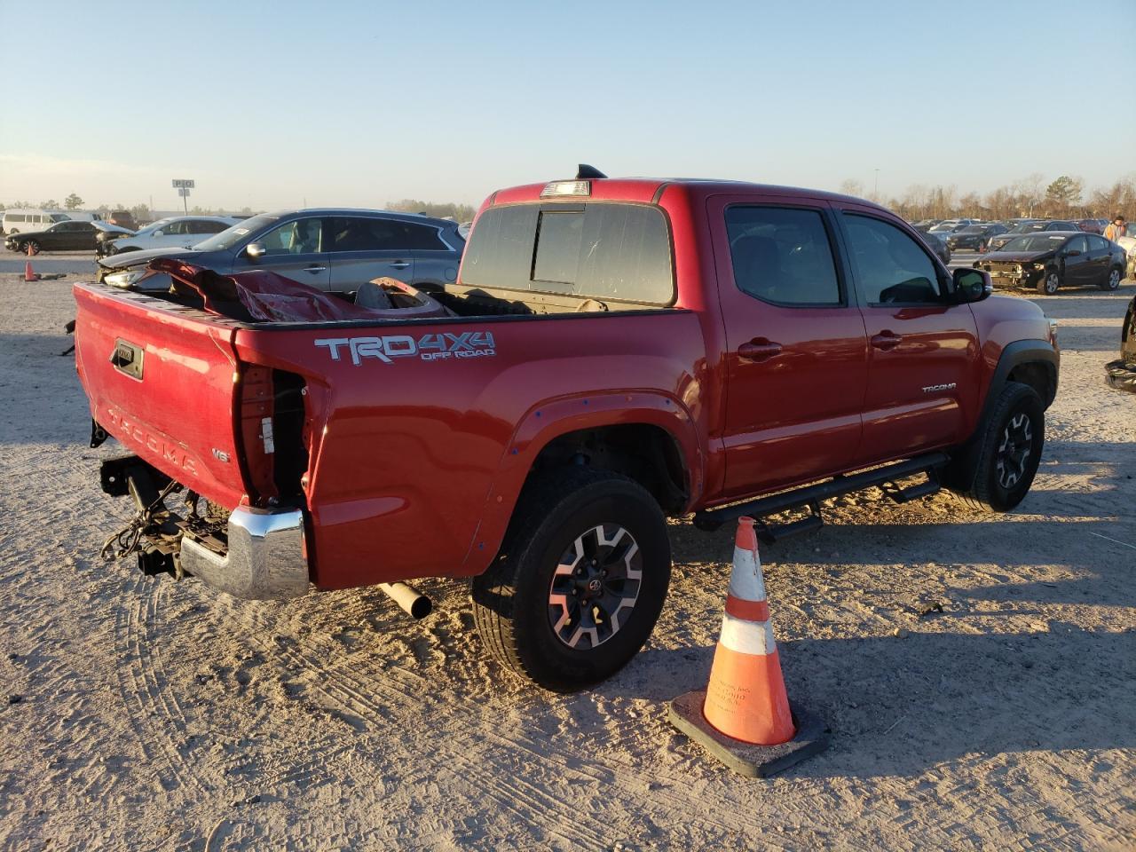 2017 TOYOTA TACOMA DOU - Image 3