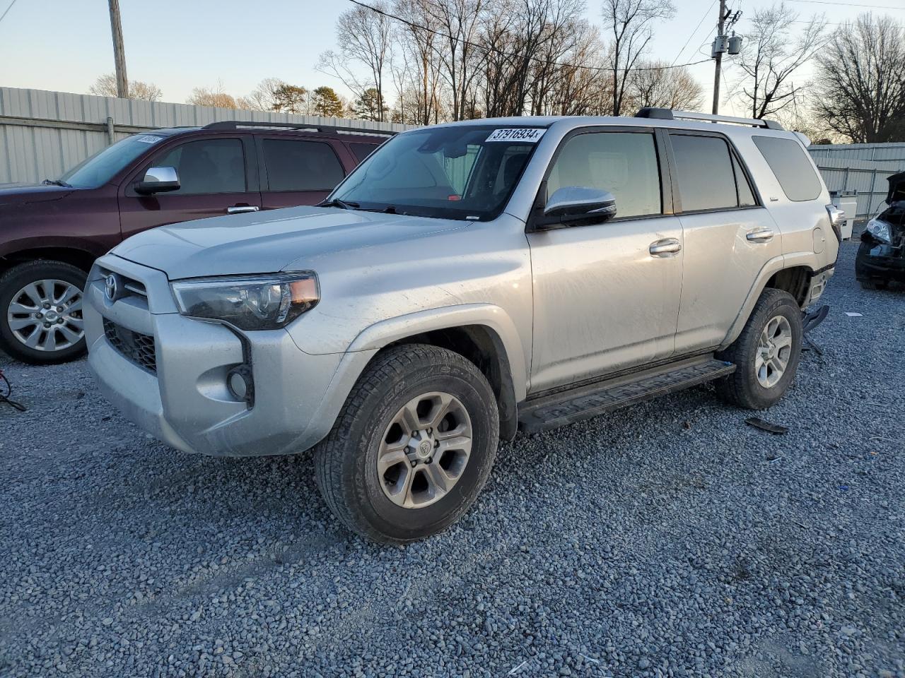 2020 TOYOTA 4RUNNER SR car image