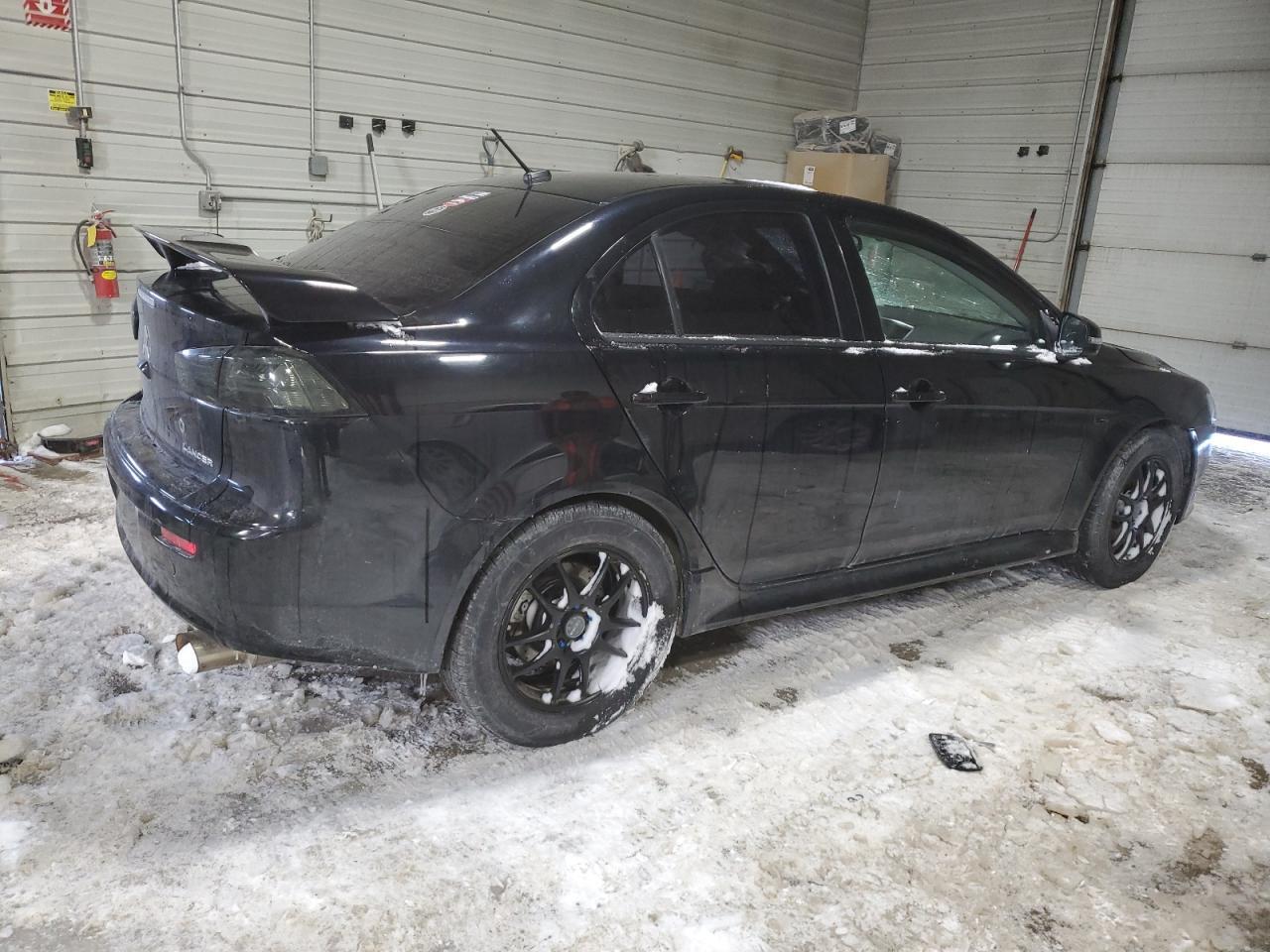 2015 MITSUBISHI LANCER GT - Фото 3