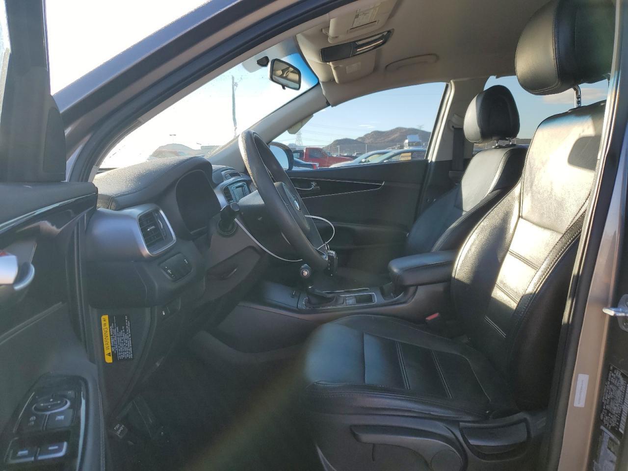 2016 KIA SORENTO LX - Фото 7