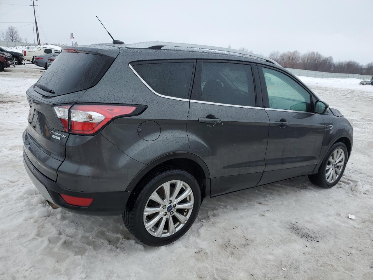2017 FORD ESCAPE TIT - Image 3