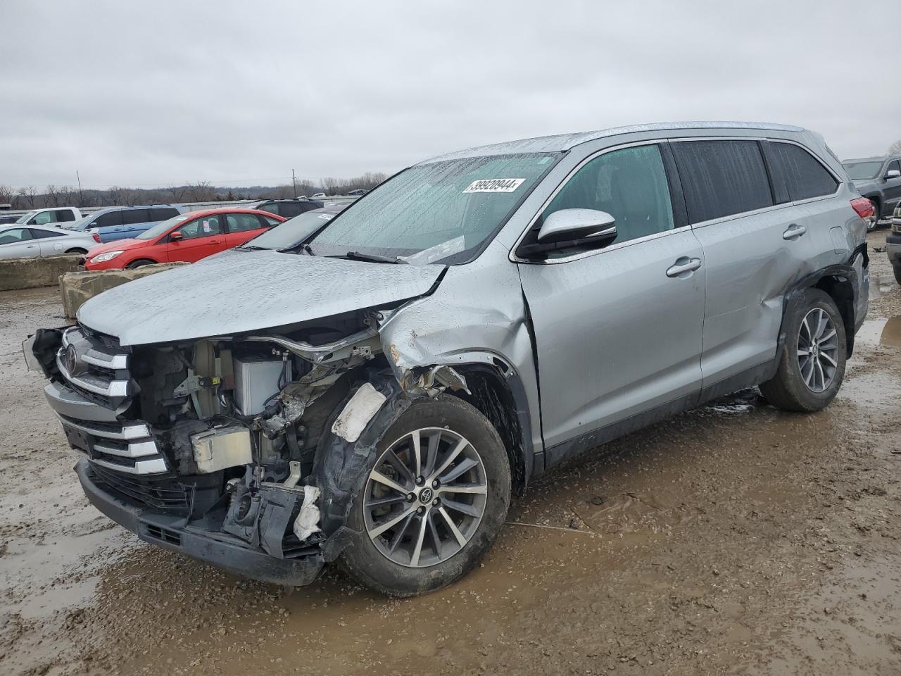 2019 TOYOTA HIGHLANDER
