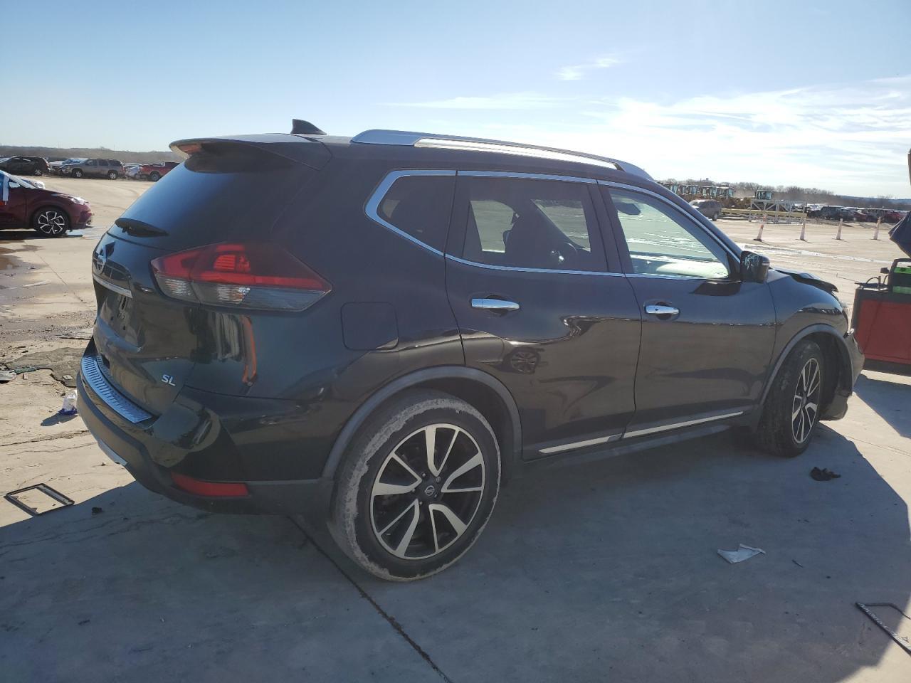 2018 NISSAN ROGUE S - Фото 3