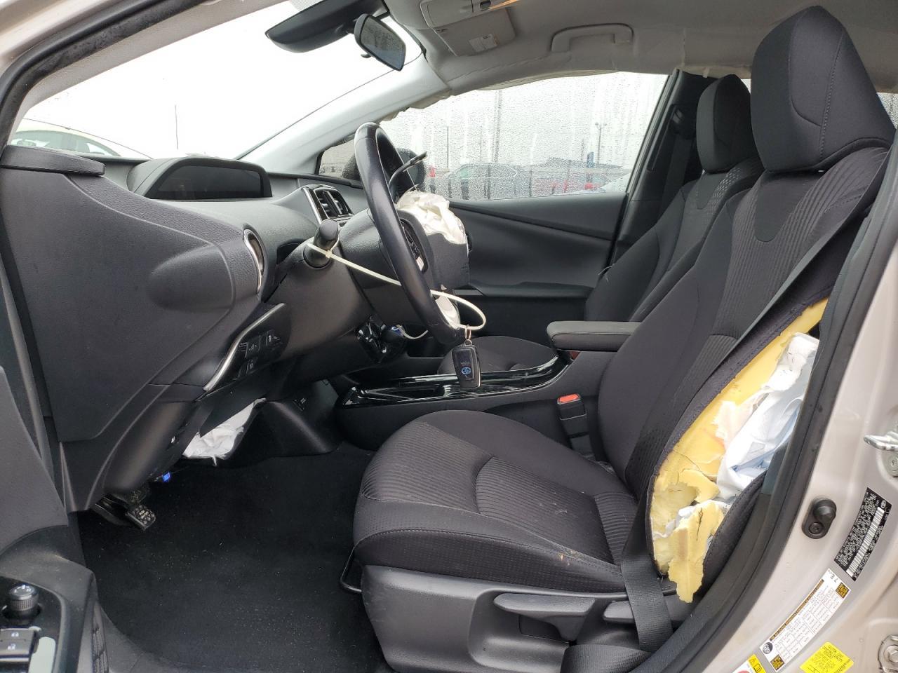 2018 TOYOTA PRIUS PRIM - Image 7