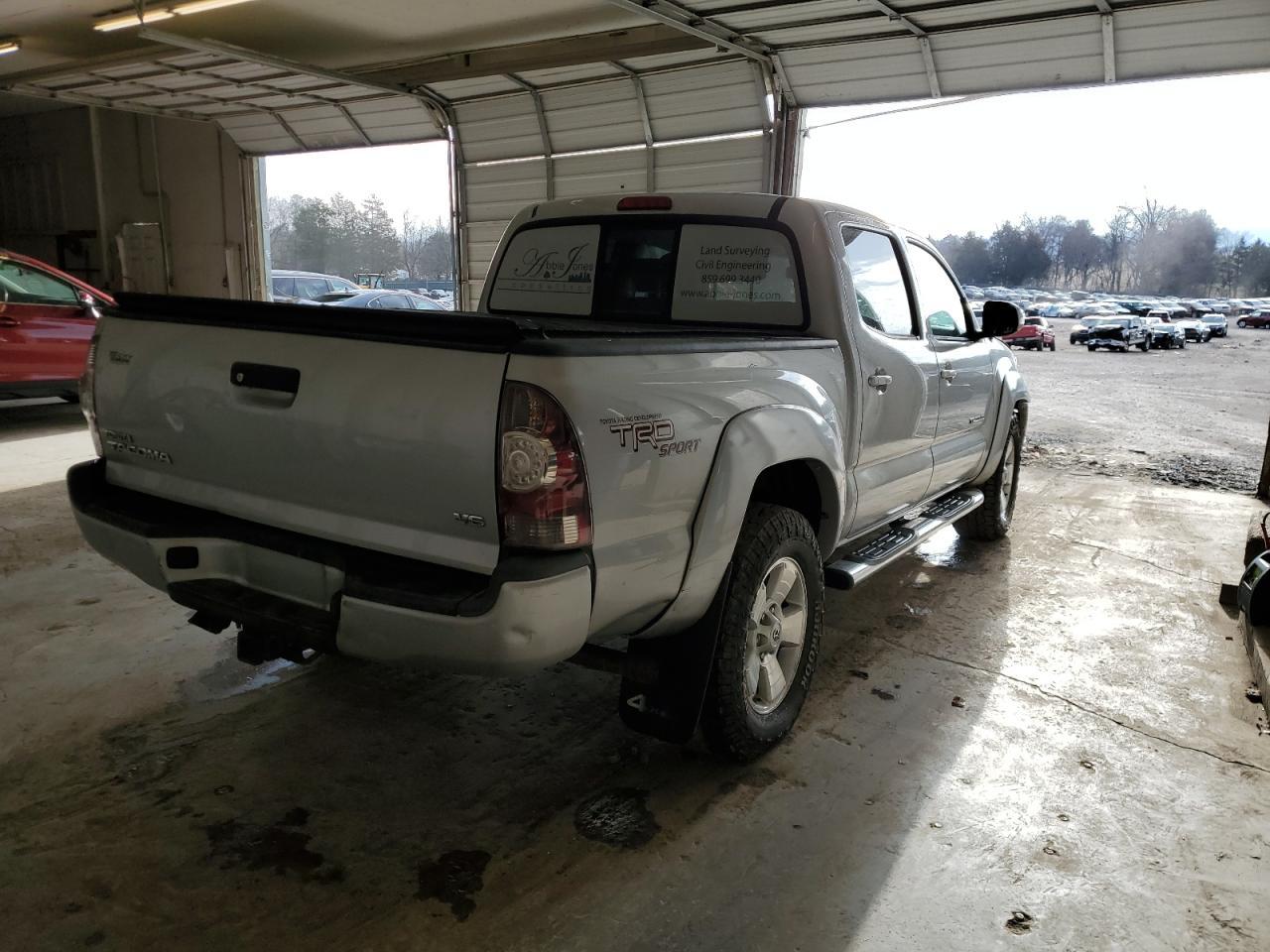 2013 TOYOTA TACOMA DOU - Image 3