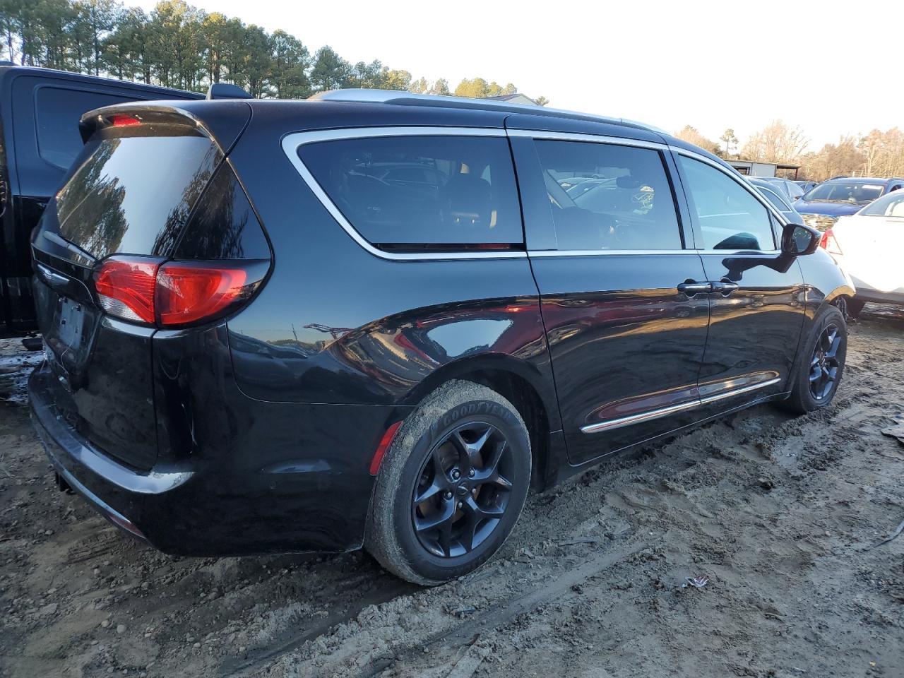 2017 CHRYSLER PACIFICA T - Image 3