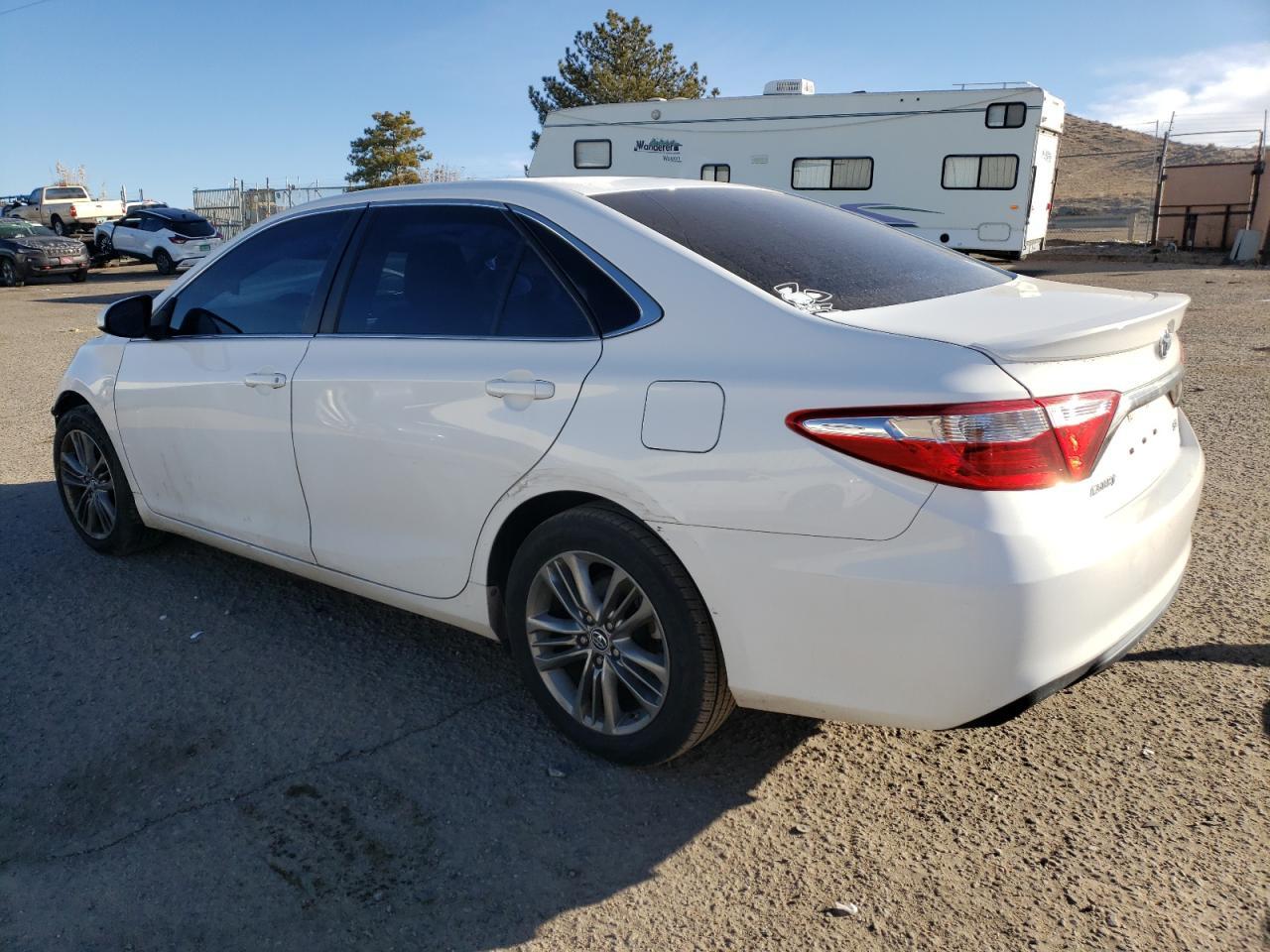 2016 TOYOTA CAMRY LE - Image 2
