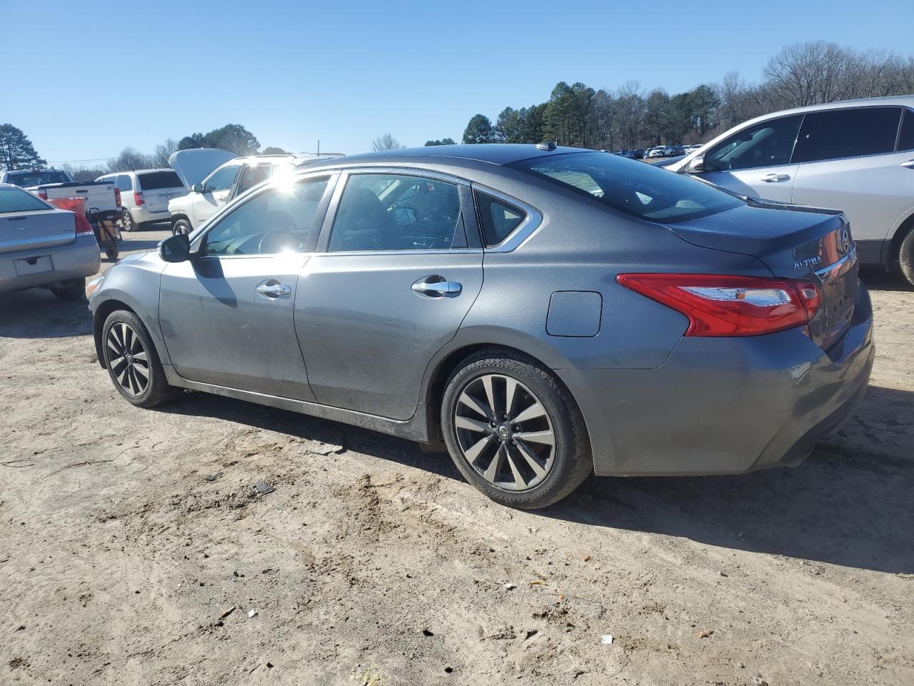 2017 NISSAN ALTIMA 2.5 - Фото 2