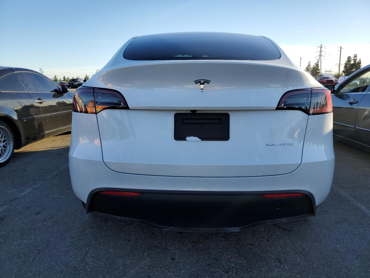 2023 TESLA MODEL Y - Image 6