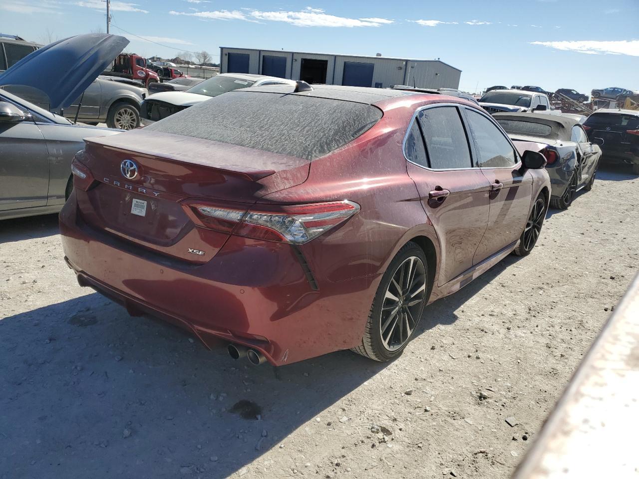 2018 TOYOTA CAMRY XSE - Image 3