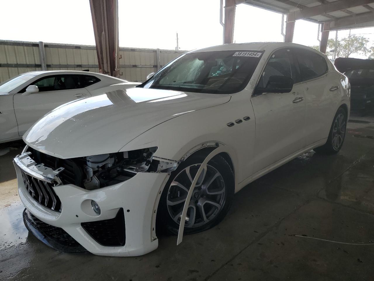 2020 MASERATI LEVANTE S car image