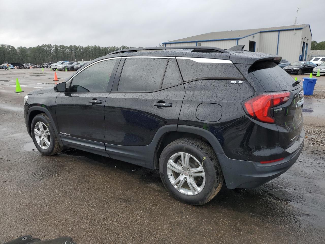 2018 GMC TERRAIN SL - Image 2