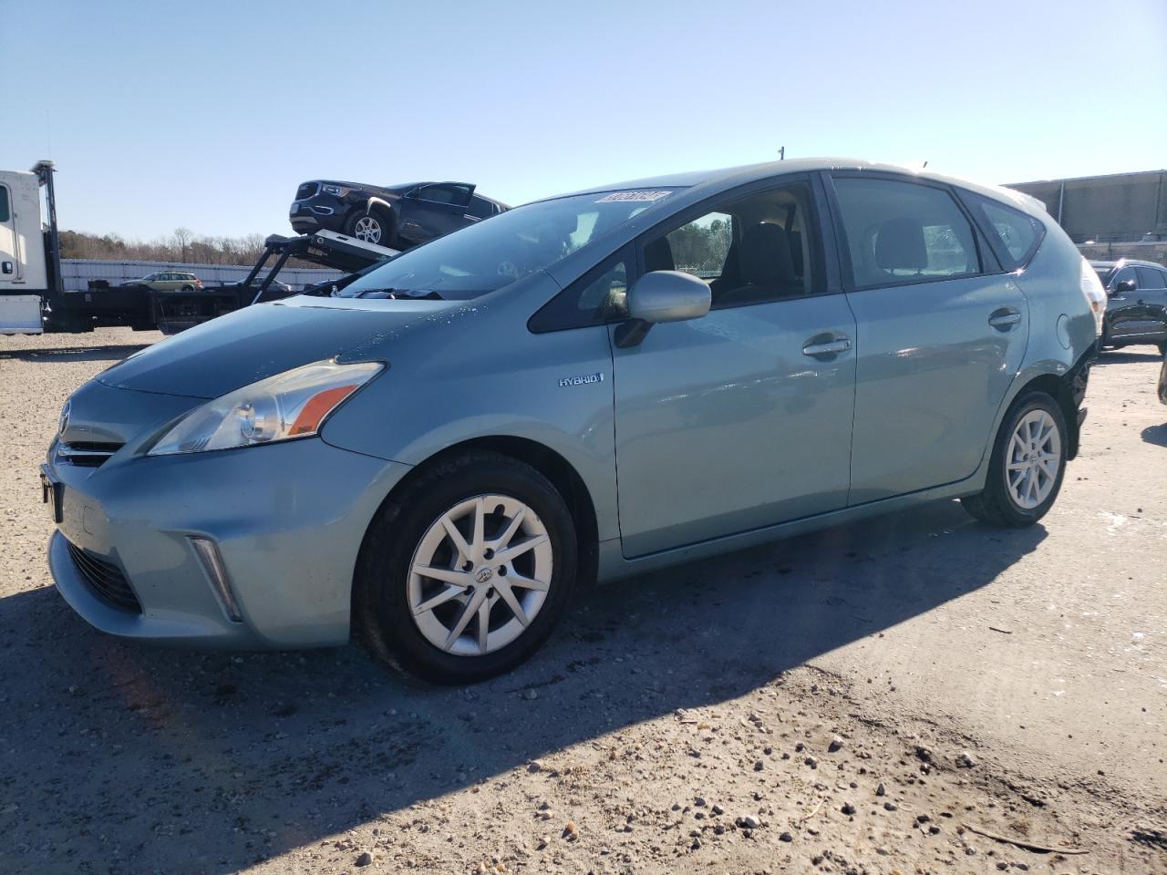 2014 TOYOTA PRIUS V car image