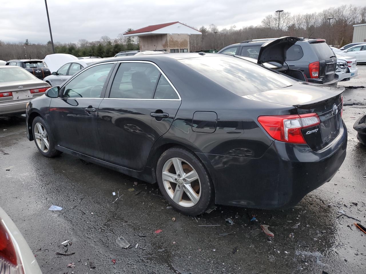 2012 TOYOTA CAMRY BASE - Фото 2