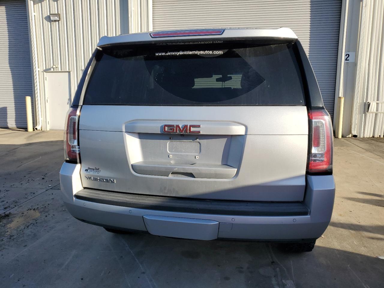 2016 GMC YUKON SLE - Фото 6