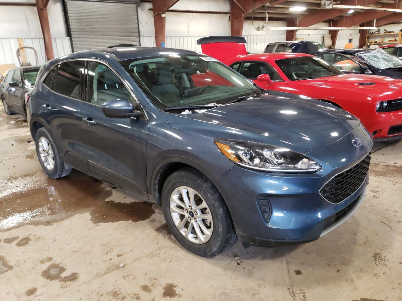 2020 FORD ESCAPE SE - Фото 4
