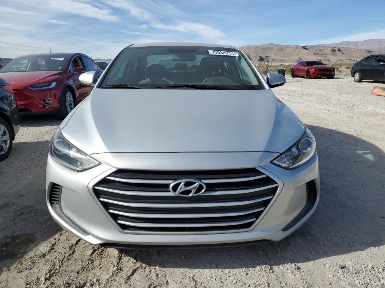 2018 HYUNDAI ELANTRA SE - Фото 5