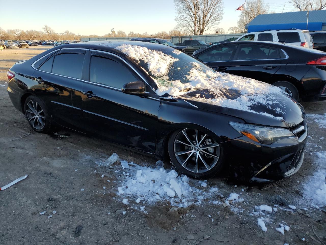 2016 TOYOTA CAMRY XSE - Фото 4