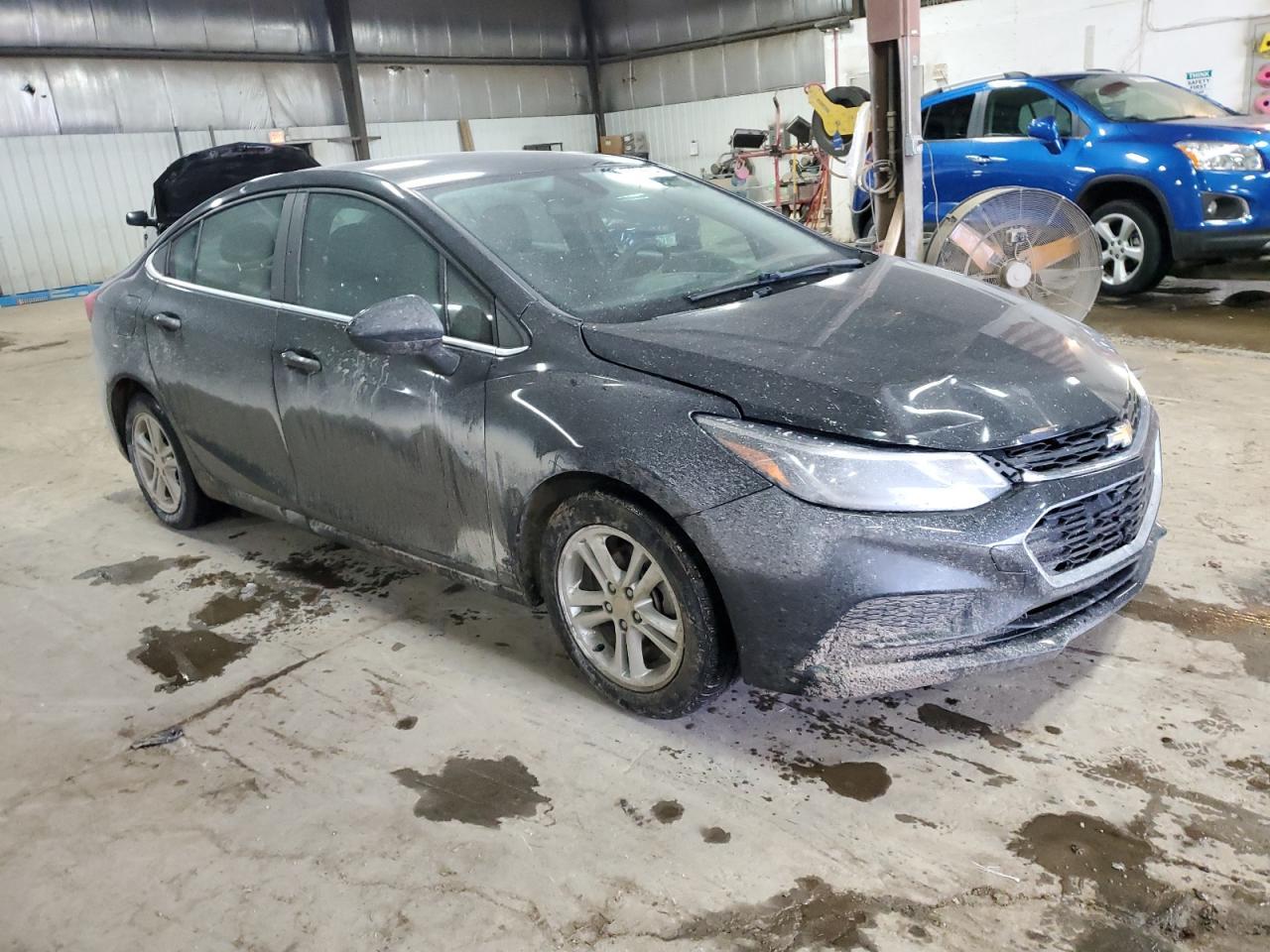 2017 CHEVROLET CRUZE LT - Фото 4