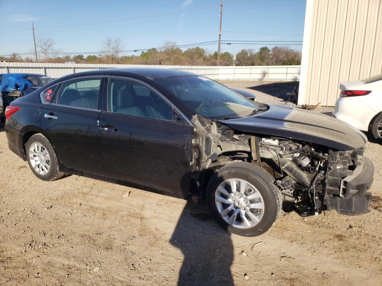 2017 NISSAN ALTIMA 2.5 - Фото 4
