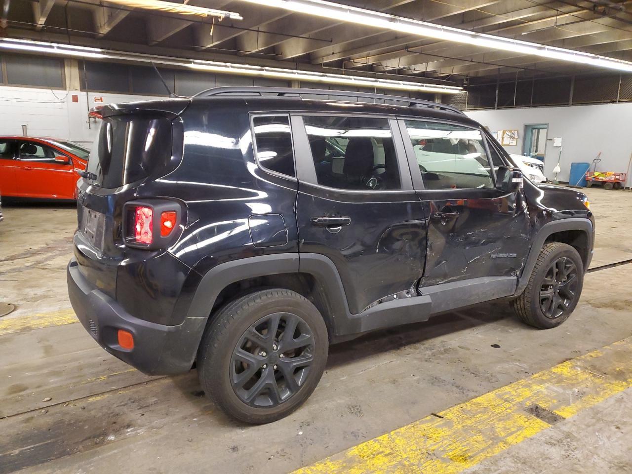 2017 JEEP RENEGADE L - Image 3