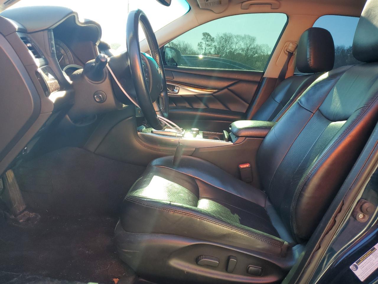 2015 INFINITI Q70L 3.7 - Image 7