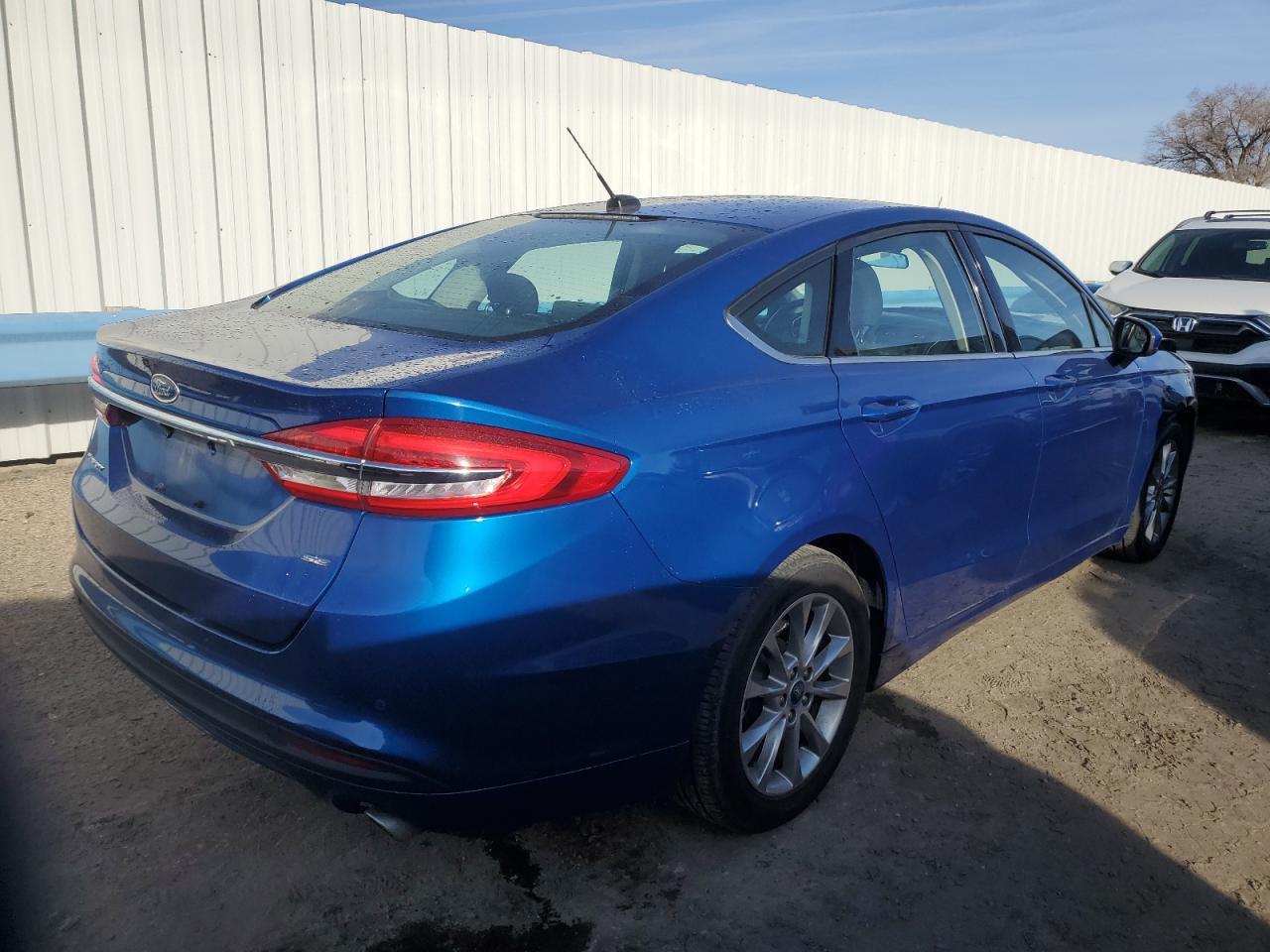 2017 FORD FUSION SE - Image 3