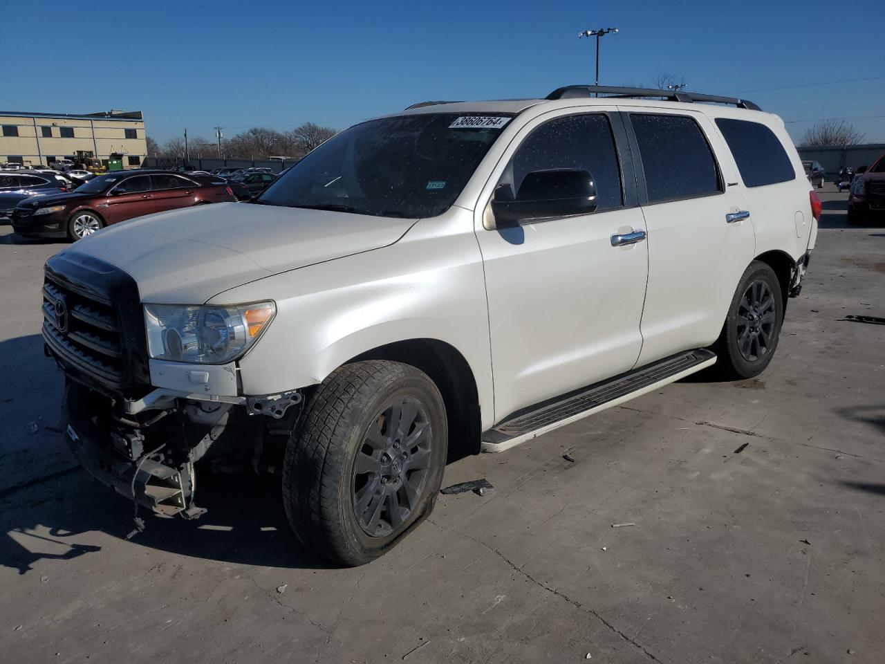 2014 TOYOTA SEQUOIA PL