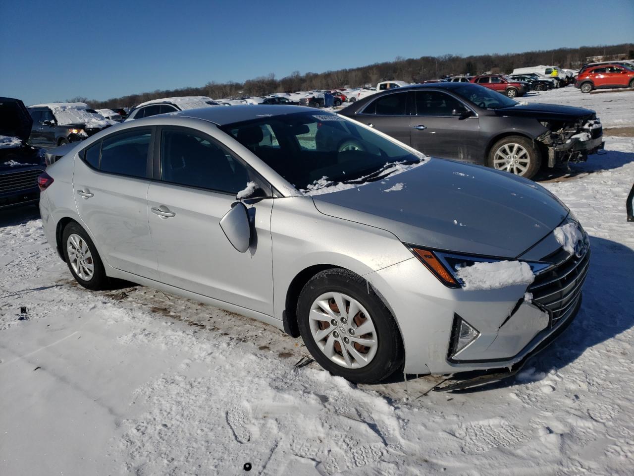 2019 HYUNDAI ELANTRA SE - Фото 4