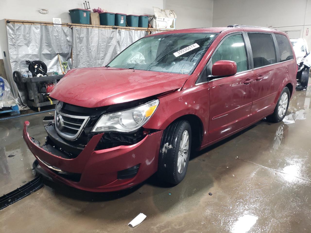 2012 VOLKSWAGEN ROUTAN SEL car image