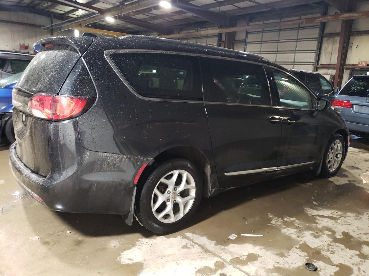 2017 CHRYSLER PACIFICA T - Фото 3
