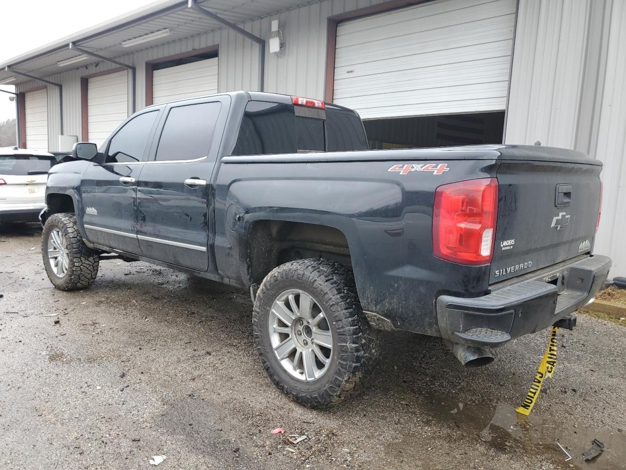2017 CHEVROLET SILVERADO - Image 2