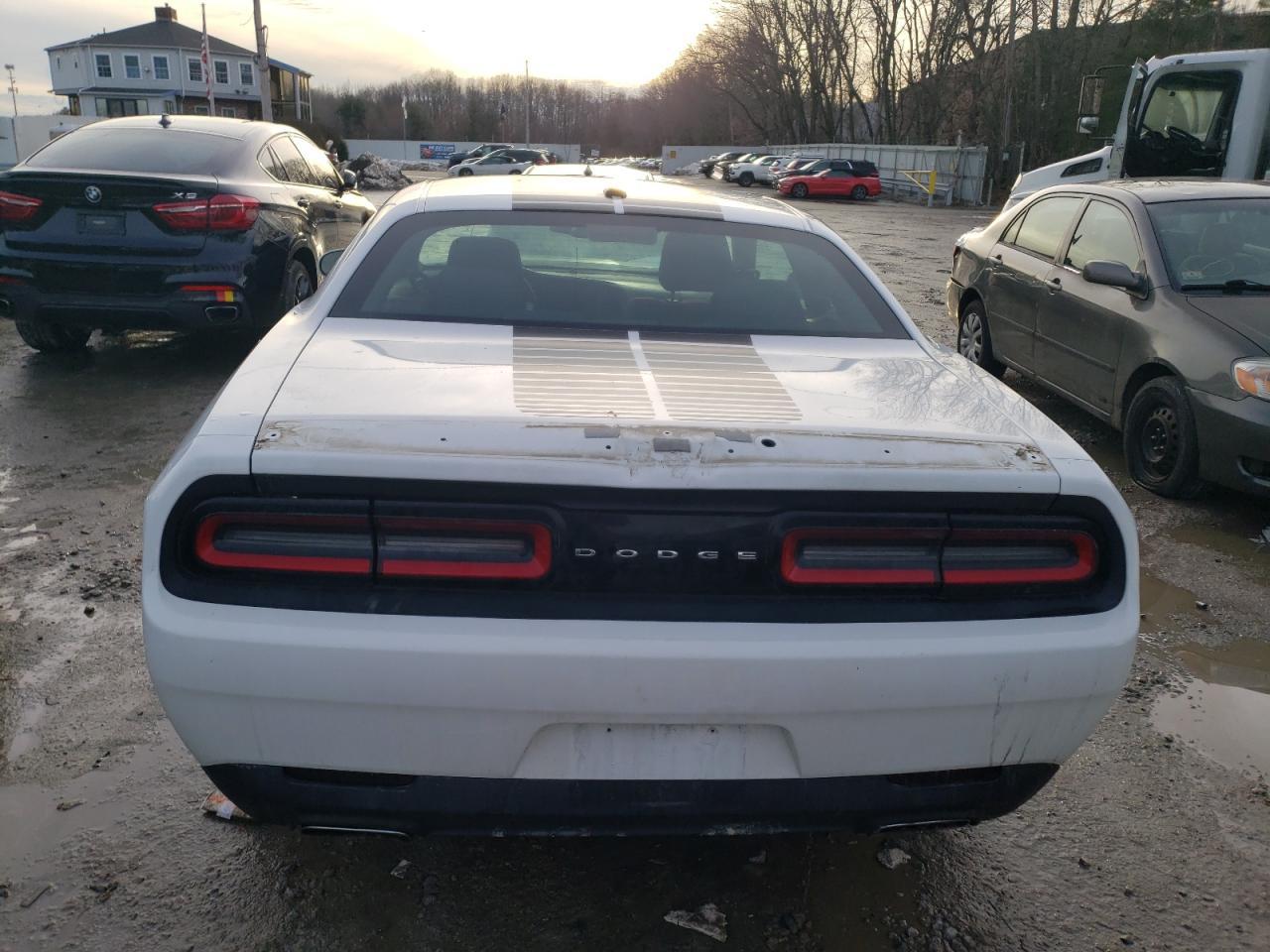 2016 DODGE CHALLENGER - Image 6