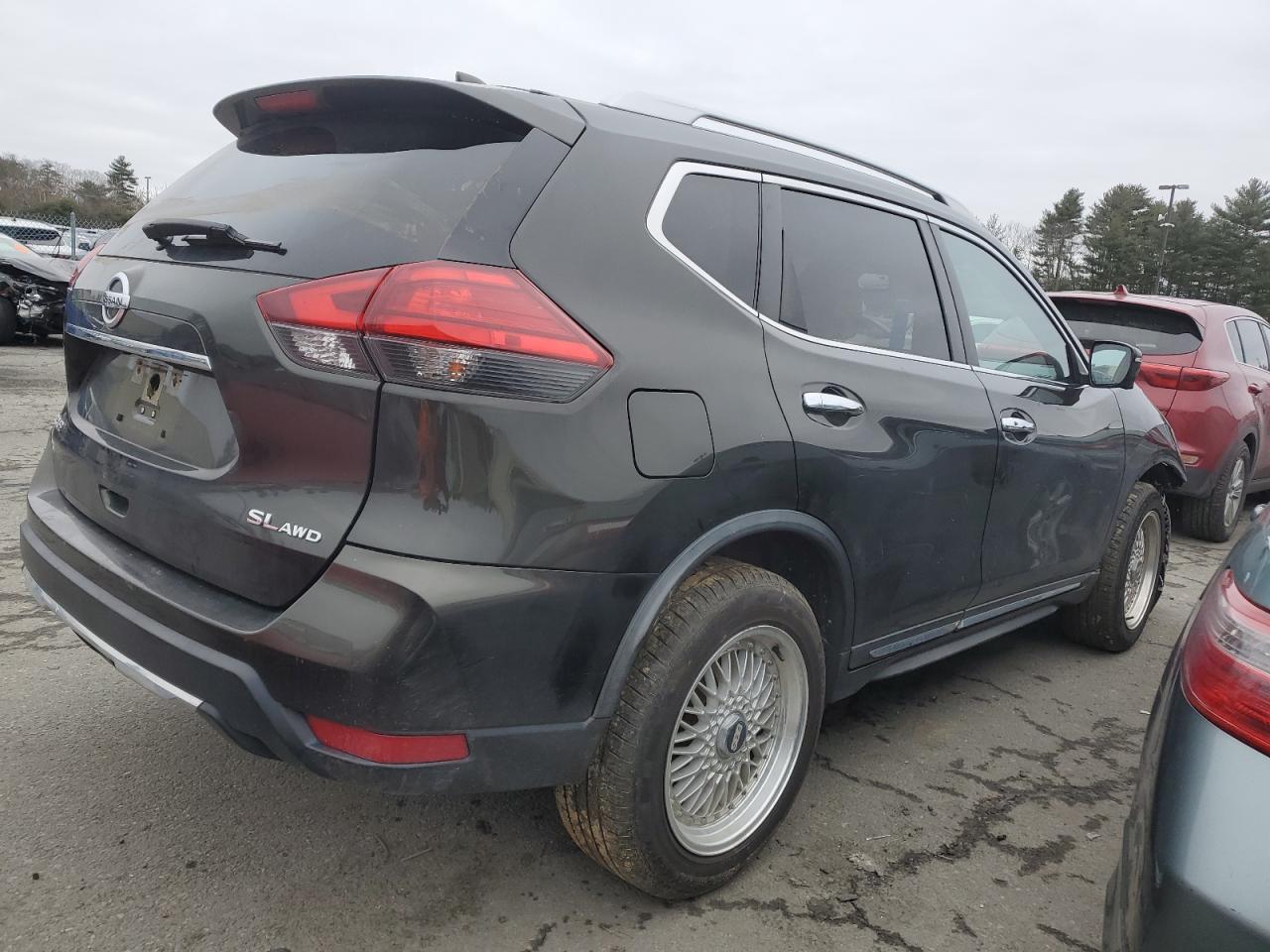 2017 NISSAN ROGUE S - Image 3