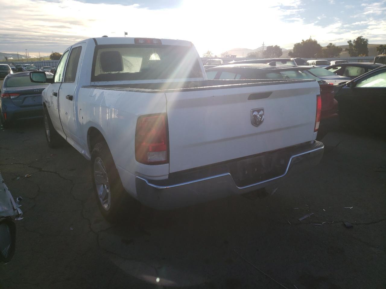 2019 RAM 1500 CLASS - Image 2
