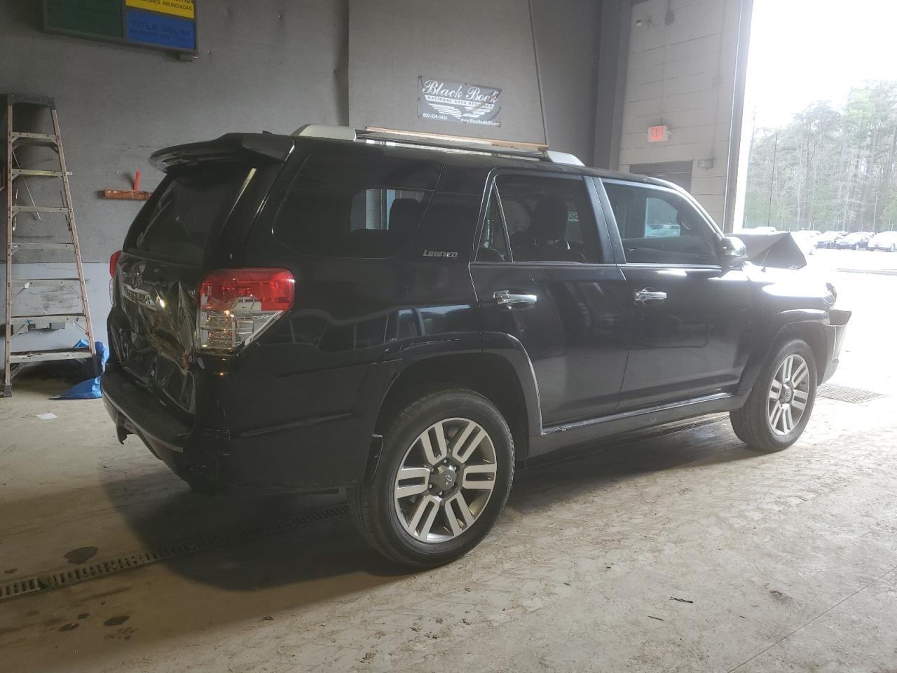 2011 TOYOTA 4RUNNER SR - Image 3