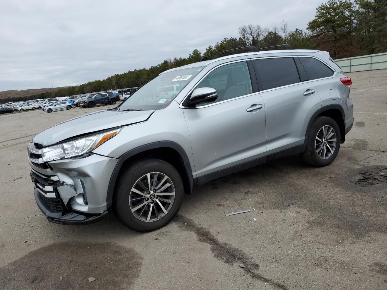 2019 TOYOTA HIGHLANDER
