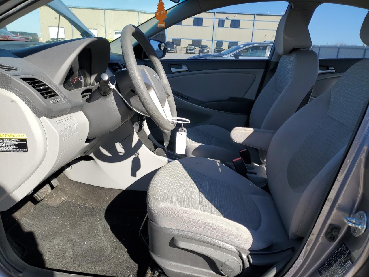 2016 HYUNDAI ACCENT SE - Фото 7