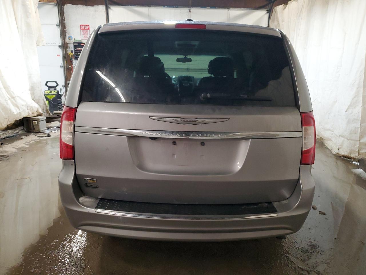 2014 CHRYSLER TOWN & COU - Фото 6