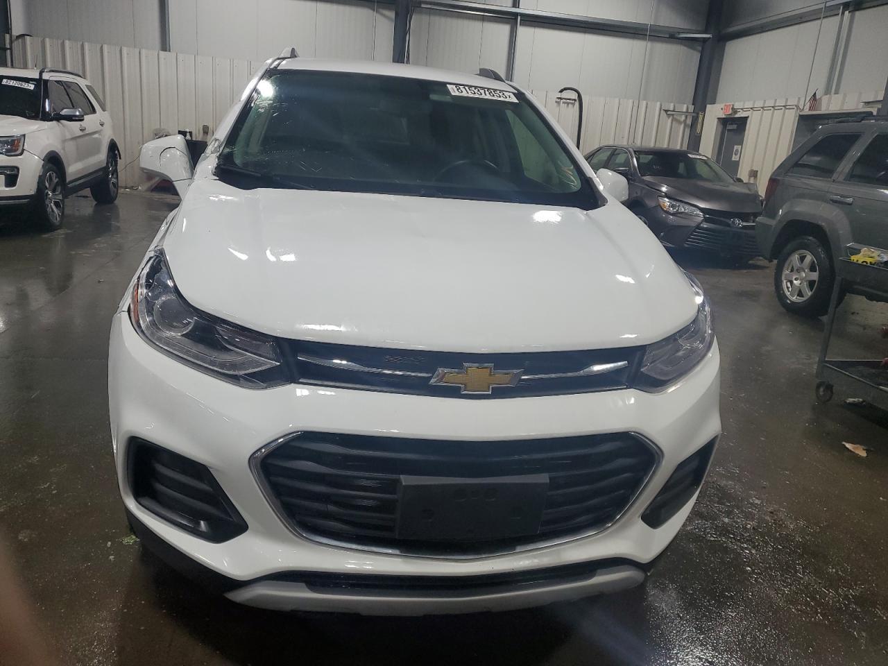 2019 CHEVROLET TRAX 1LT - Фото 5