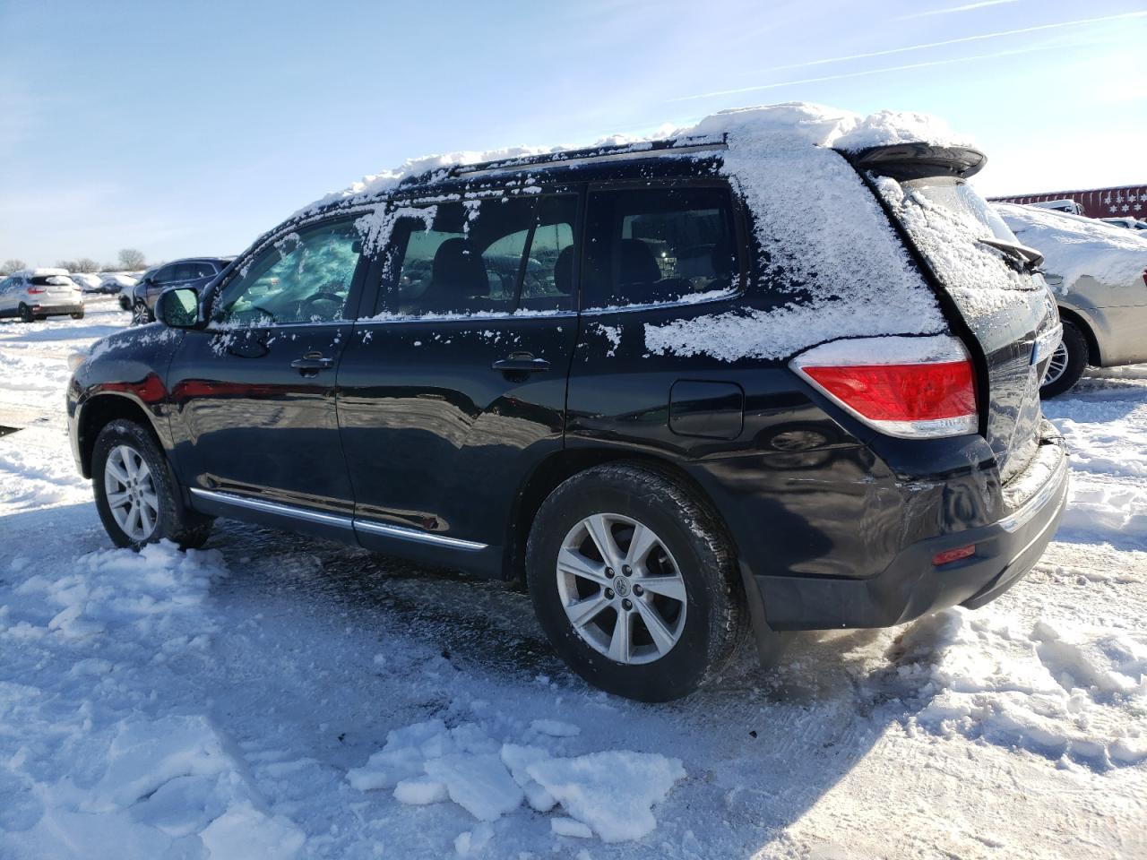 2012 TOYOTA HIGHLANDER - Image 2