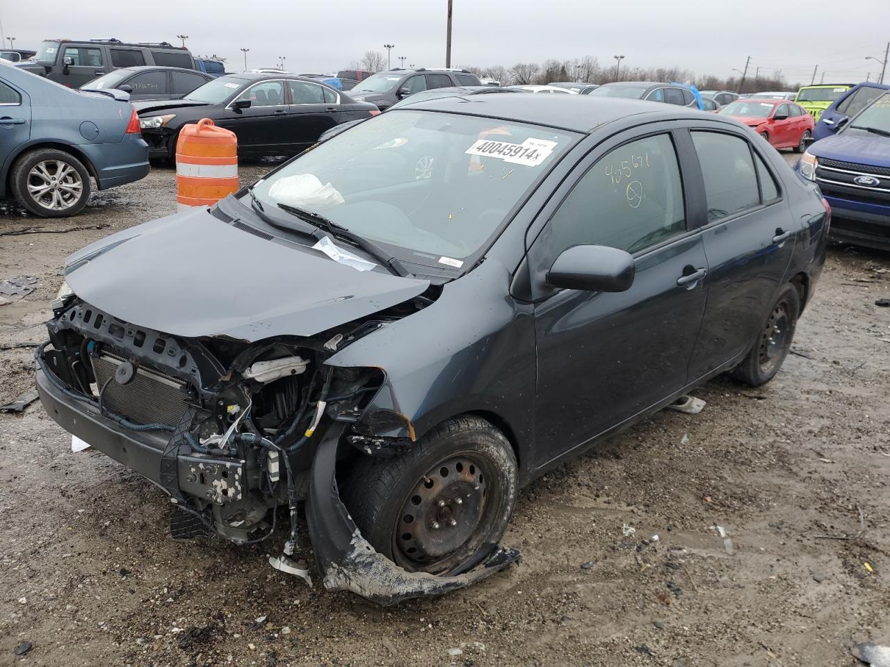 2011 TOYOTA YARIS