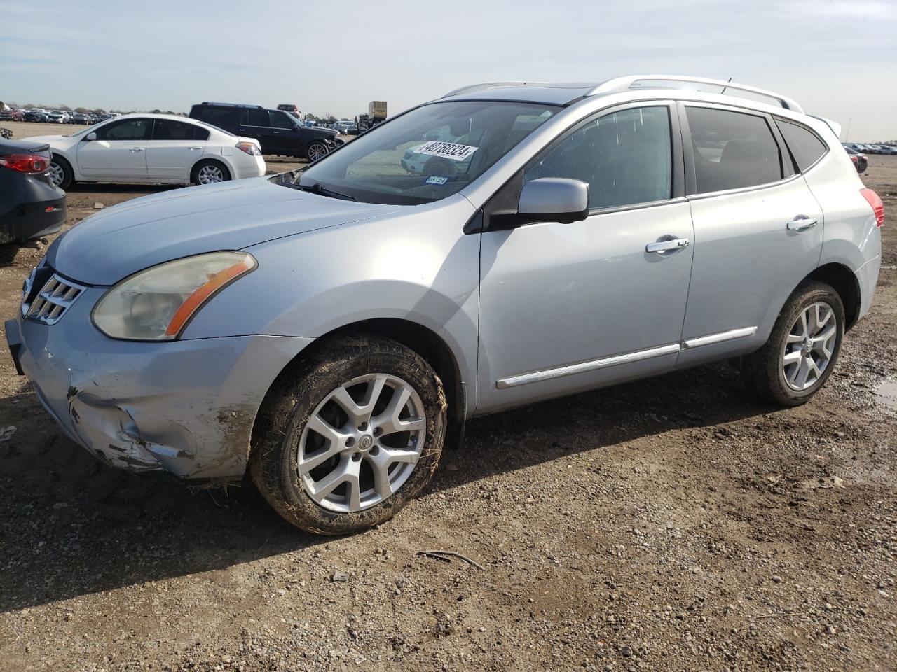 2013 NISSAN ROGUE S