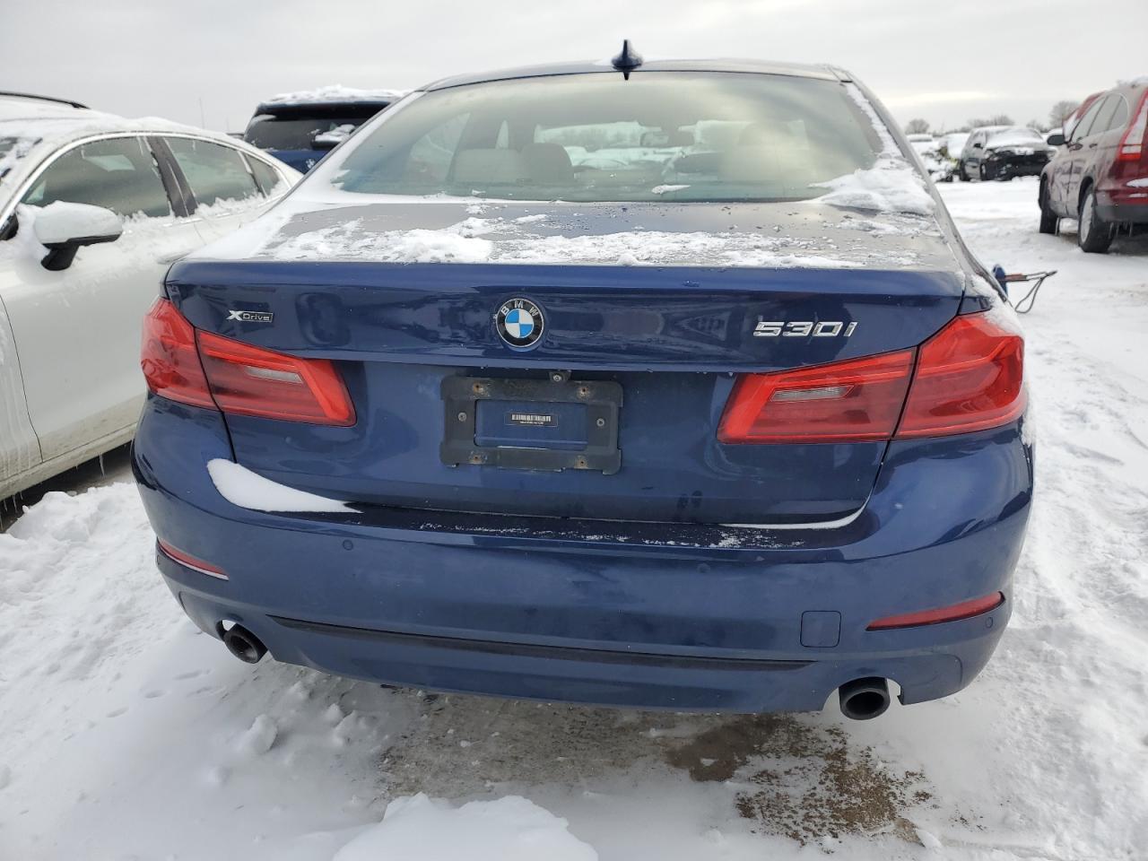 2018 BMW 530 XI - Фото 6