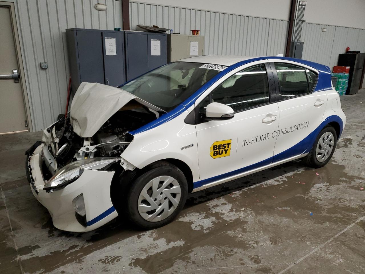 2016 TOYOTA PRIUS C