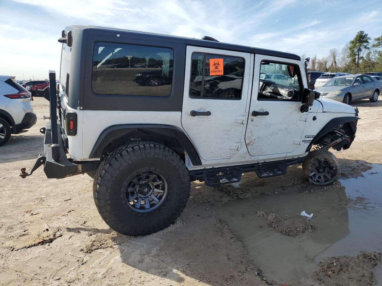 2015 JEEP WRANGLER U - Image 3