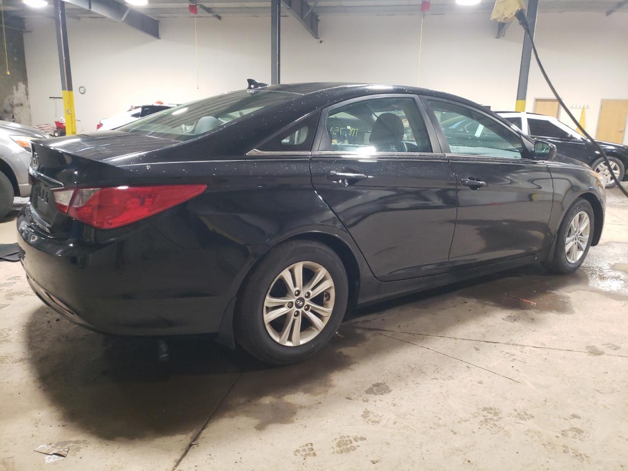 2013 HYUNDAI SONATA GLS - Фото 3