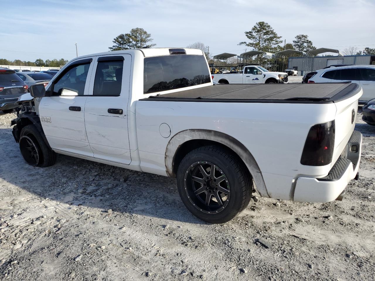 2014 RAM 1500 ST - Фото 2